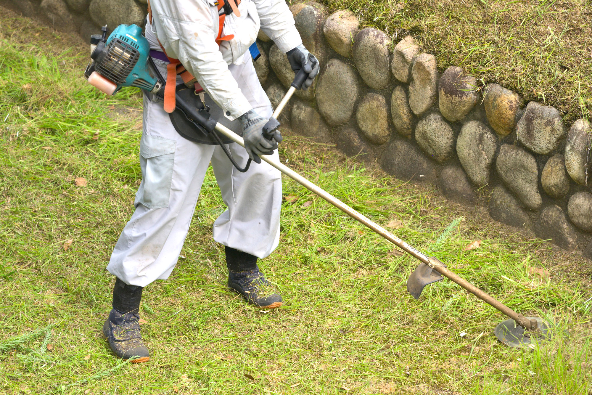 草刈り・庭の手入れ